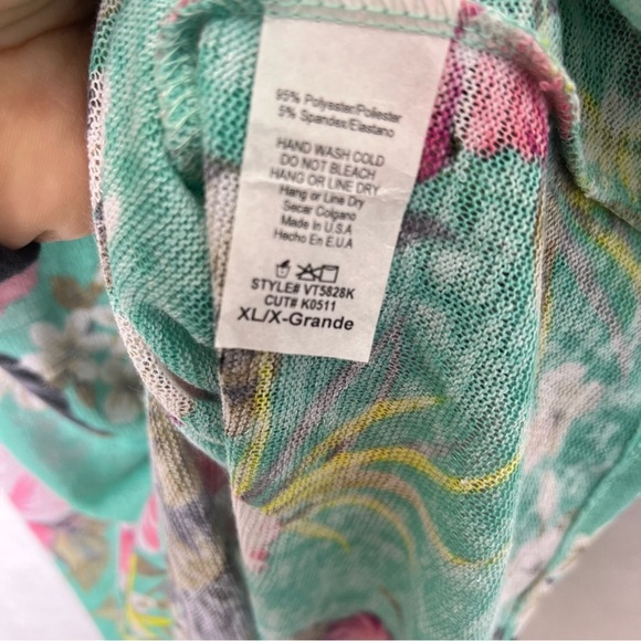 Pink Blush Maternity open weave floral tunic size large XL - Picture 4 of 6